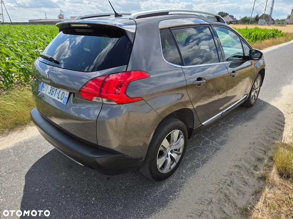 Peugeot 2008 1.6 BlueHDi Allure - 17