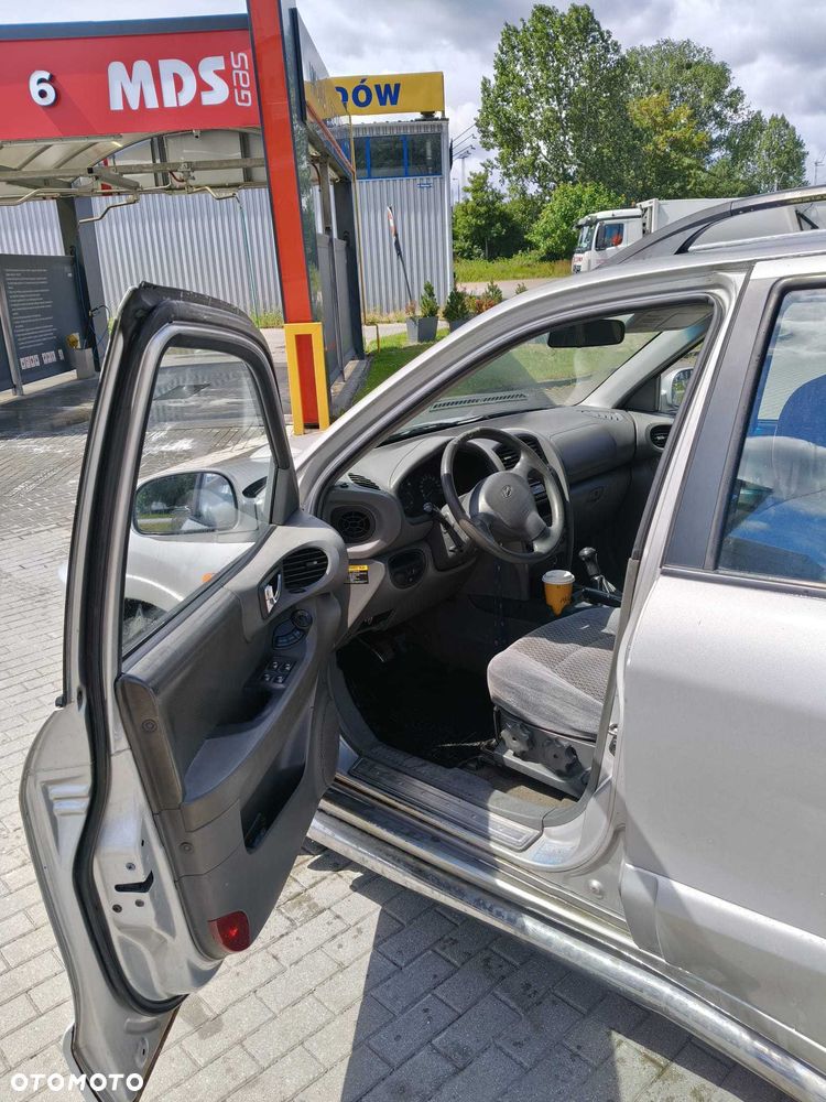 Hyundai Santa Fe - 2