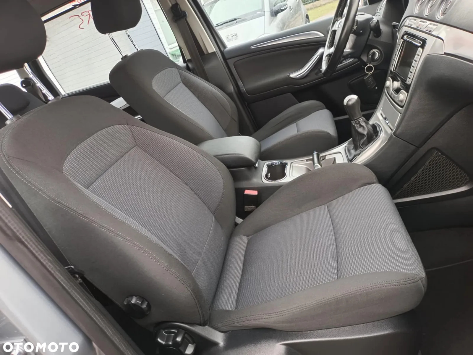 Ford S-Max 2.0 FF Trend - 16