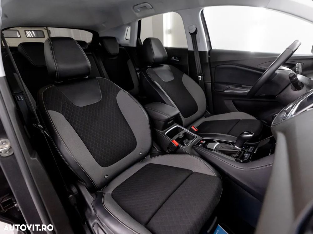 Opel Grandland X 1.2 Turbo START/STOP Elegance - 6