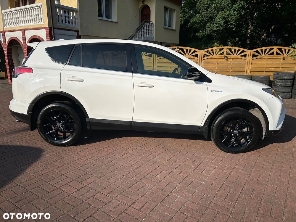 Toyota RAV4 Hybrid Premium 4x2 - 16