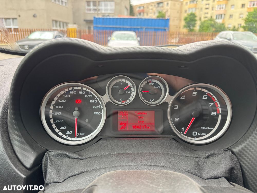 Alfa Romeo Mito - 8