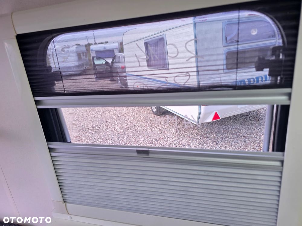 Adria Action 361 1000kg JAK NOWA zarejestrowana z przedsionkiem - 25