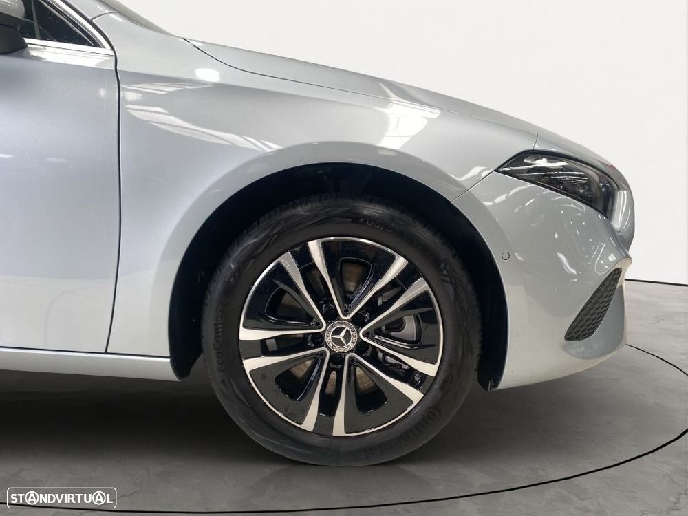 Mercedes-Benz A 250 e — fotografia 6