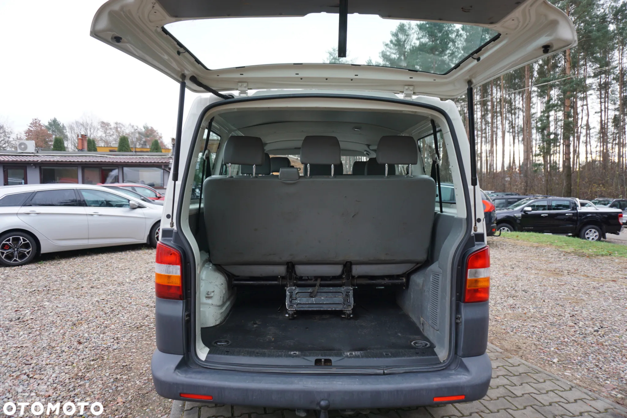 Volkswagen Transporter Caravelle Kurz DPF Comfortline - 5
