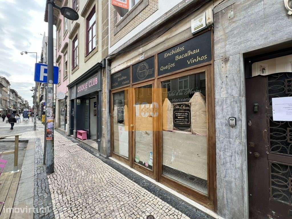 Loja na Rua de Cedofeita - Grande imagem: 2/75