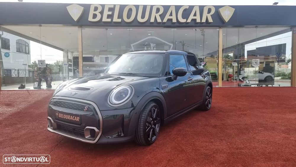 MINI 5 Portas Cooper S Resolute Edition Auto Desportiva - 1