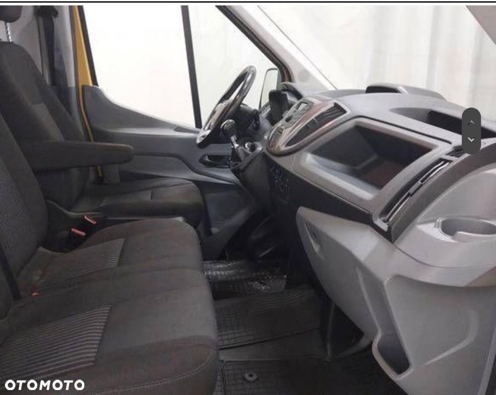 Ford Transit - 21