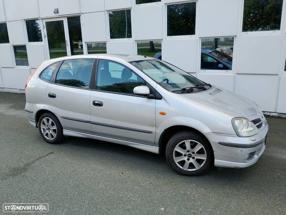 Nissan Almera Tino - 6