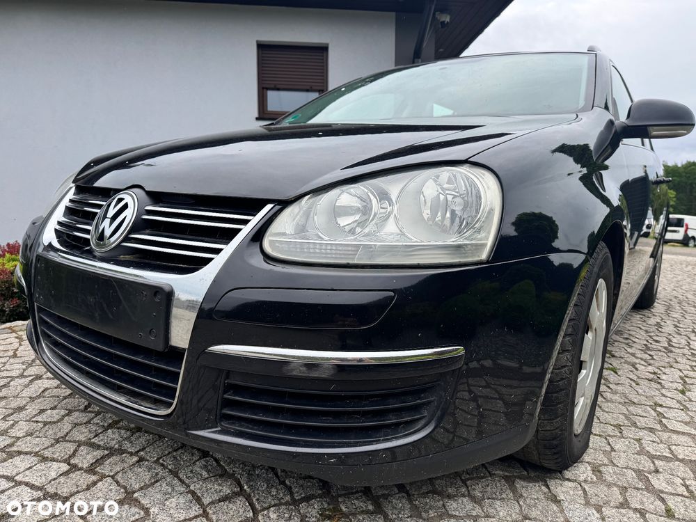 Volkswagen Golf - 4
