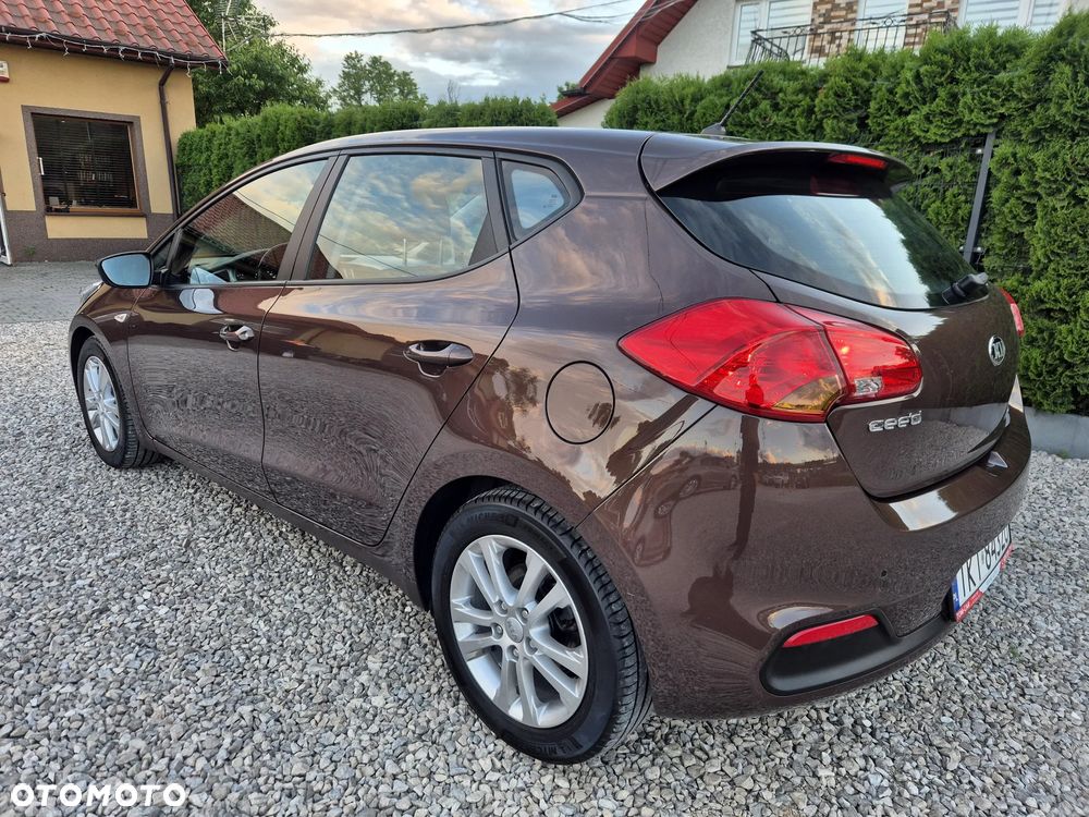 Kia Ceed 1.4 CVVT Attract plus - 2
