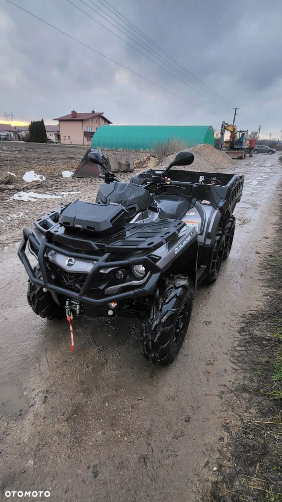 Can-Am Outlander - 1