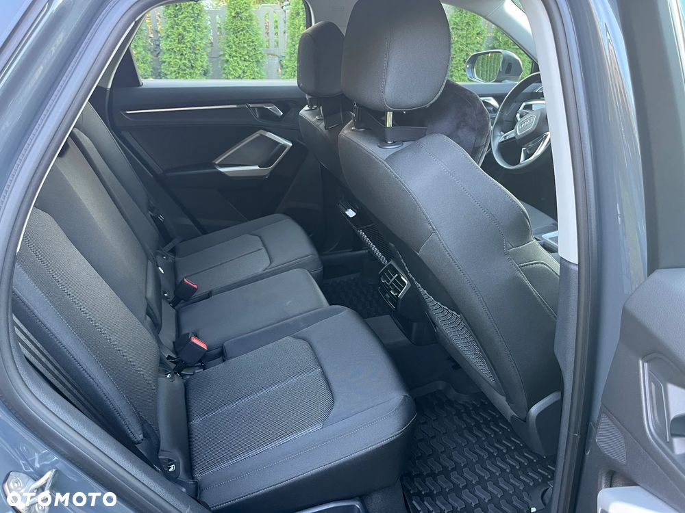 Audi Q3 35 TFSI S tronic - 11