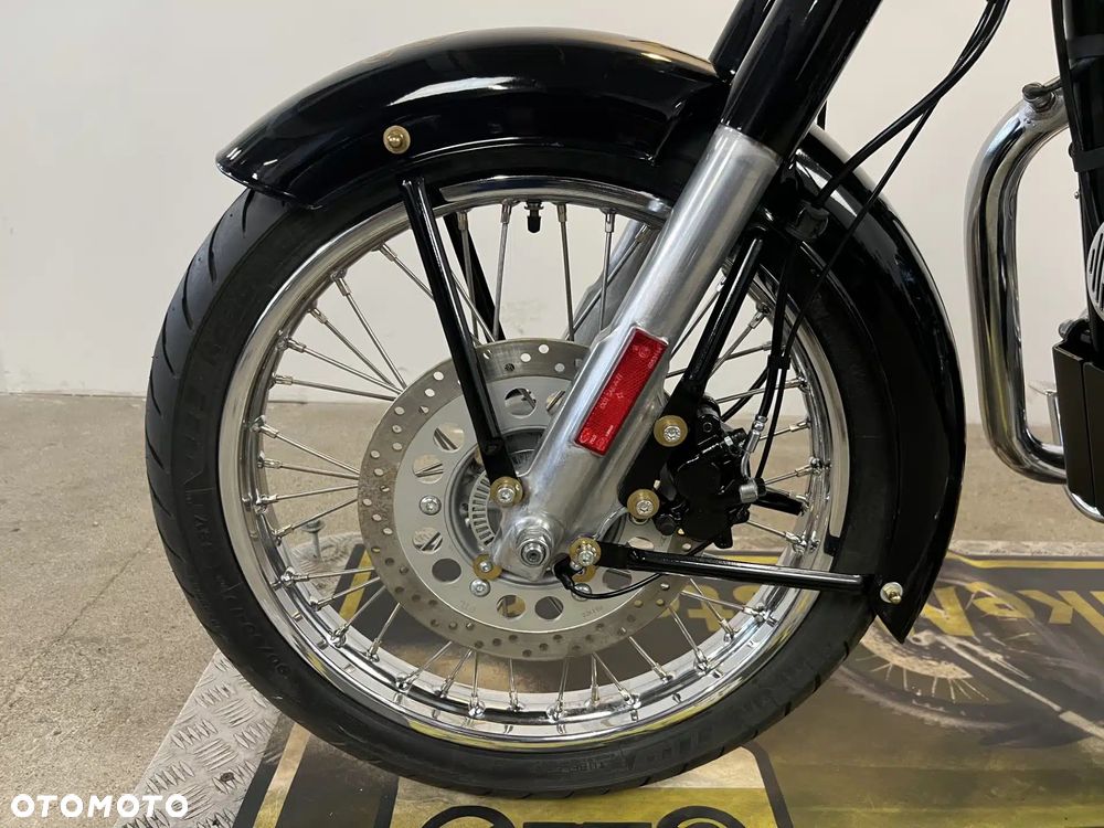 Royal Enfield Bullet - 14