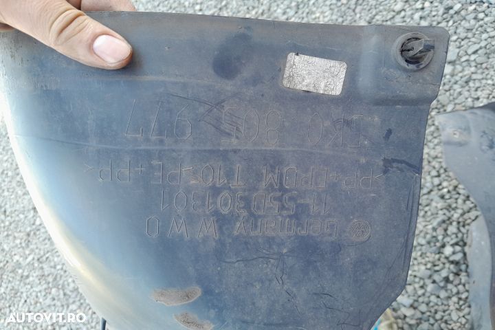 Aparatoare / Carenaj noroi fata stanga 5K0805977 Volkswagen VW Golf 6 - 4