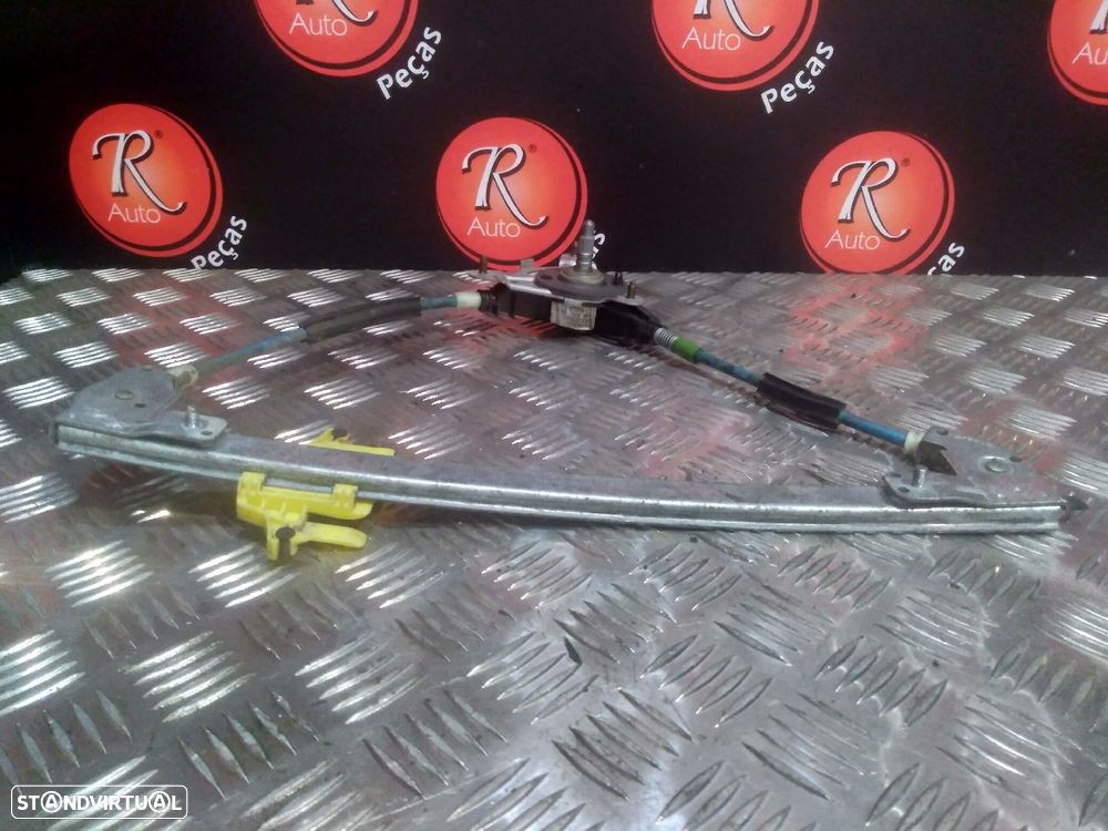 Estrutura Do Elevador Trás Direito Citroên Xsara Picasso (N68) - 2