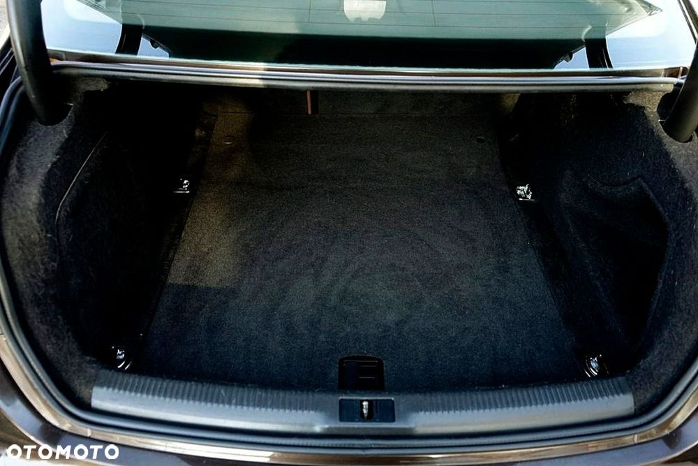 Audi A4 Limousine 2.0 TDI 112g DPF Ambiente - 31