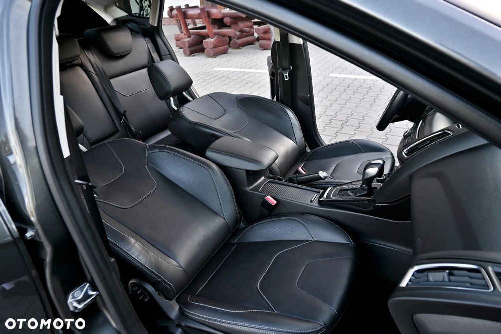 Ford Focus 1.5 EcoBoost Titanium - 25