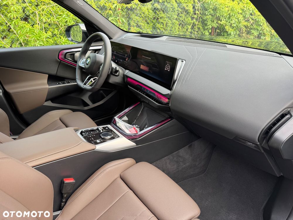 BMW X3 20 xDrive - 36