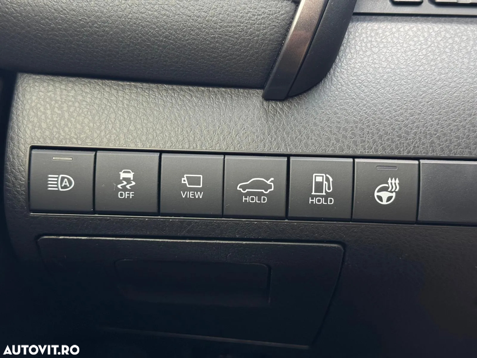 Toyota Camry 2.5 Hybrid Exclusive - 22