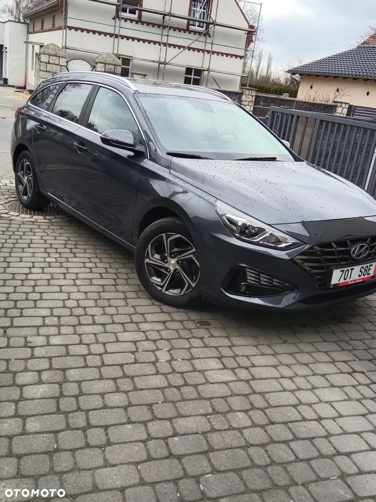 Hyundai i30 1.5 Intro - 3