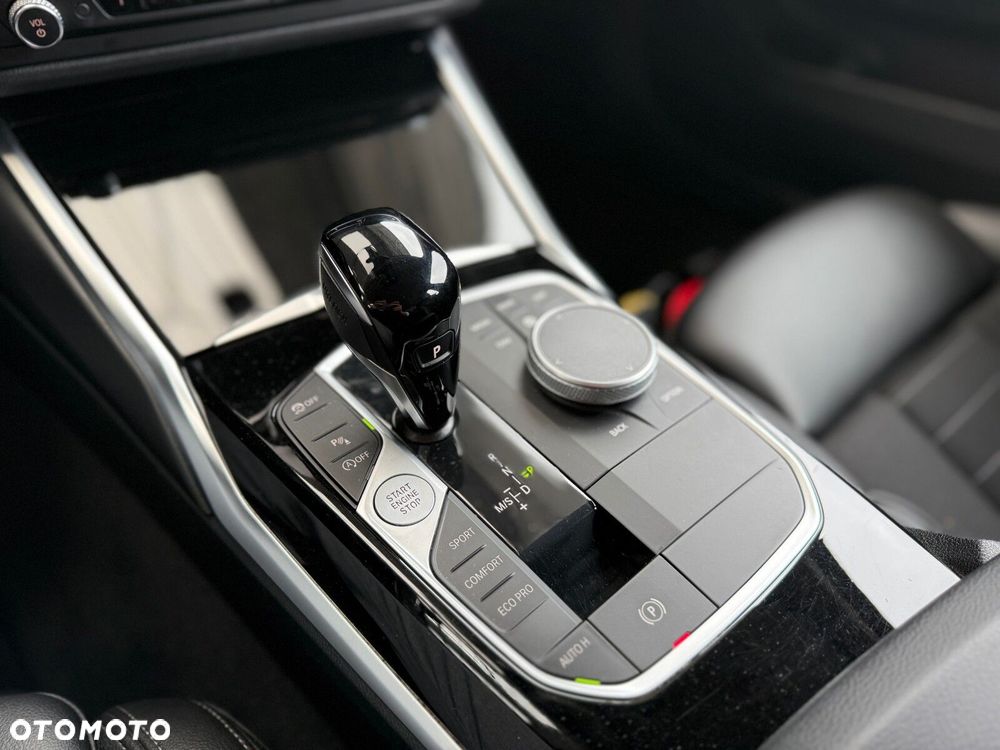BMW Seria 3 - 23