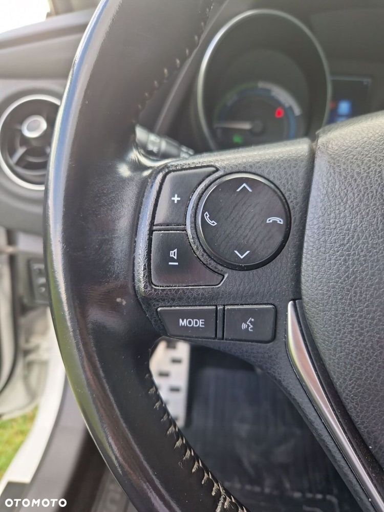 Toyota Auris - 14