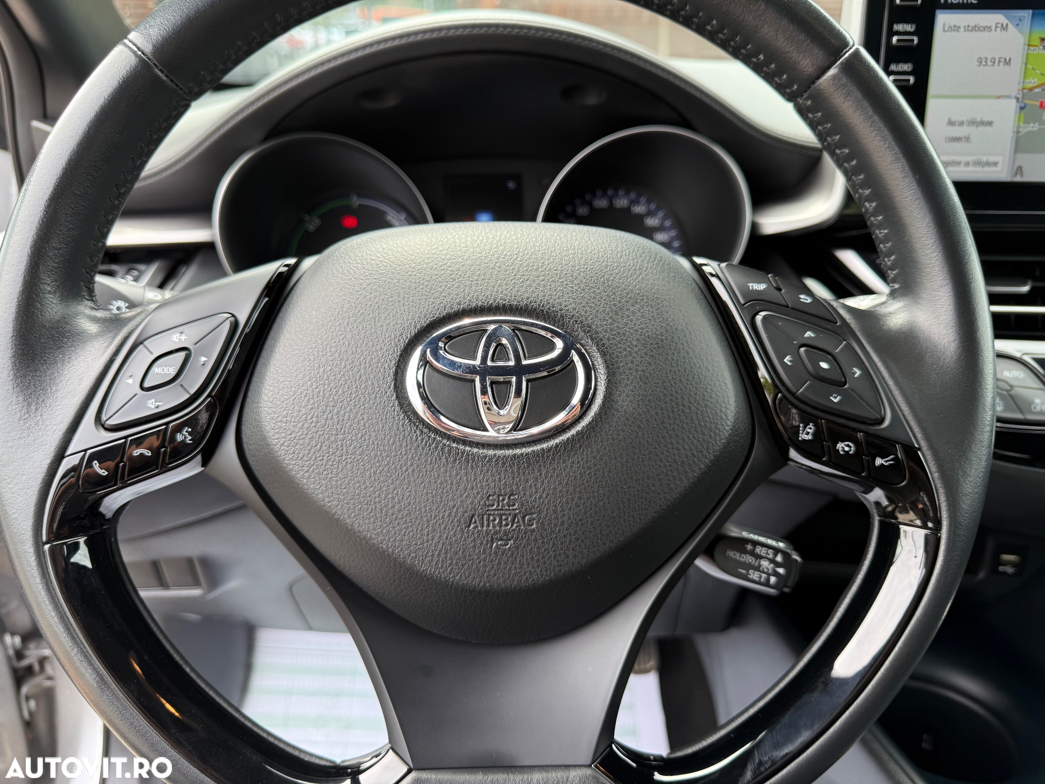 Toyota C-HR Hybrid Business-Edition - 18