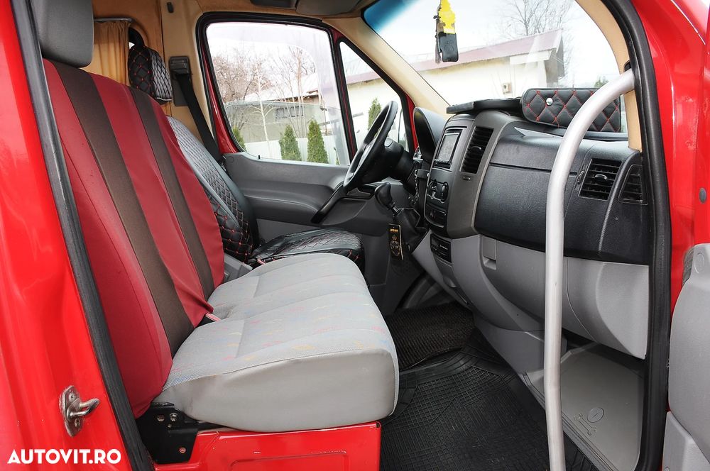 Volkswagen Crafter - 11