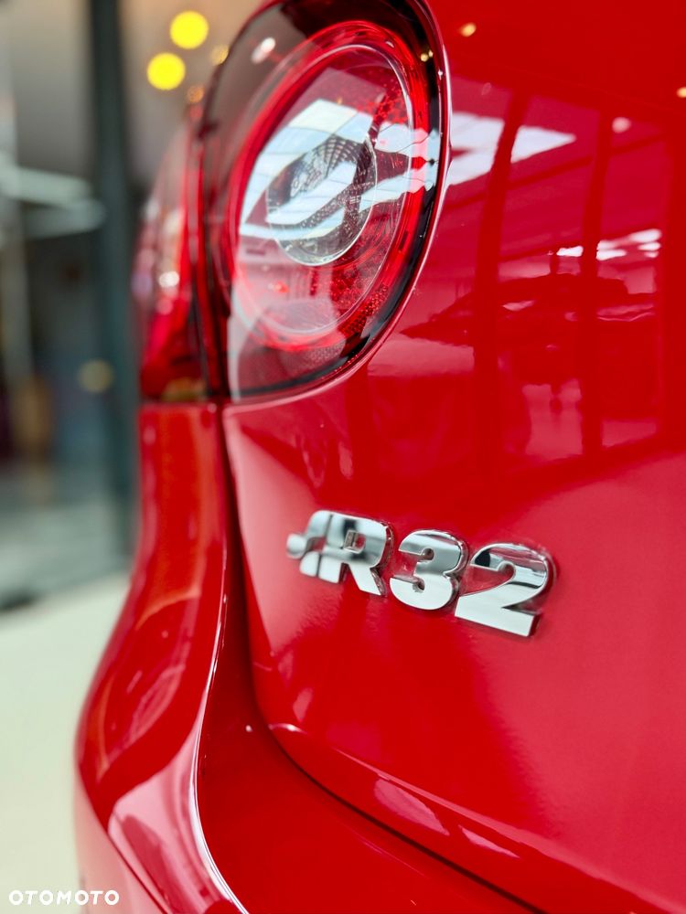 Volkswagen Golf V R32 DSG - 16