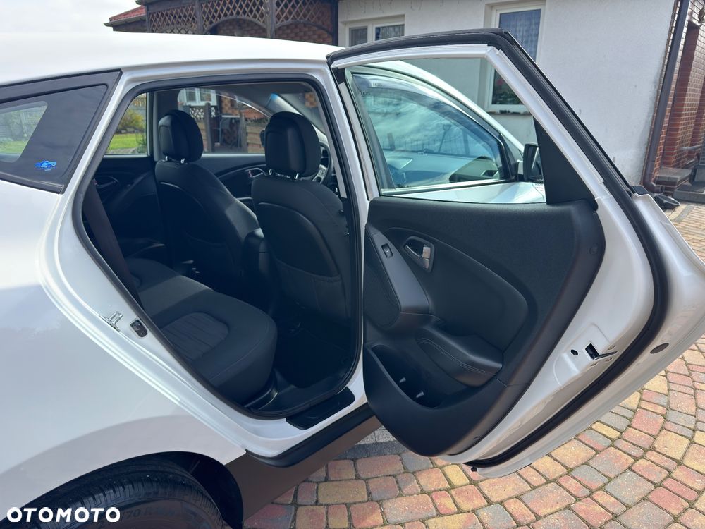 Hyundai ix35 - 23