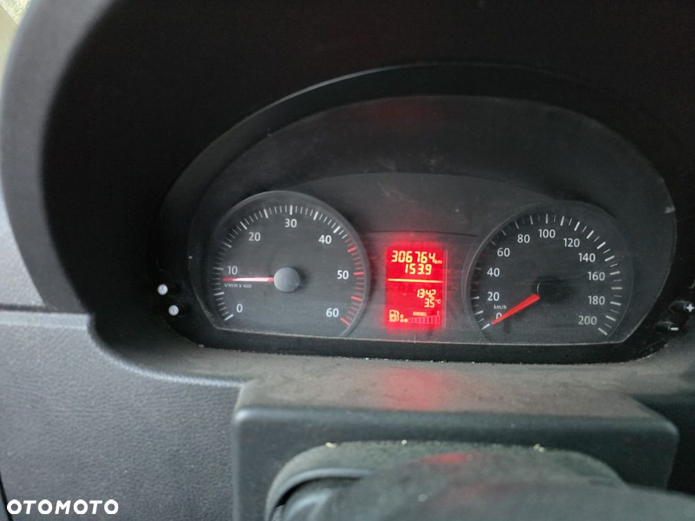 Volkswagen Crafter - 1