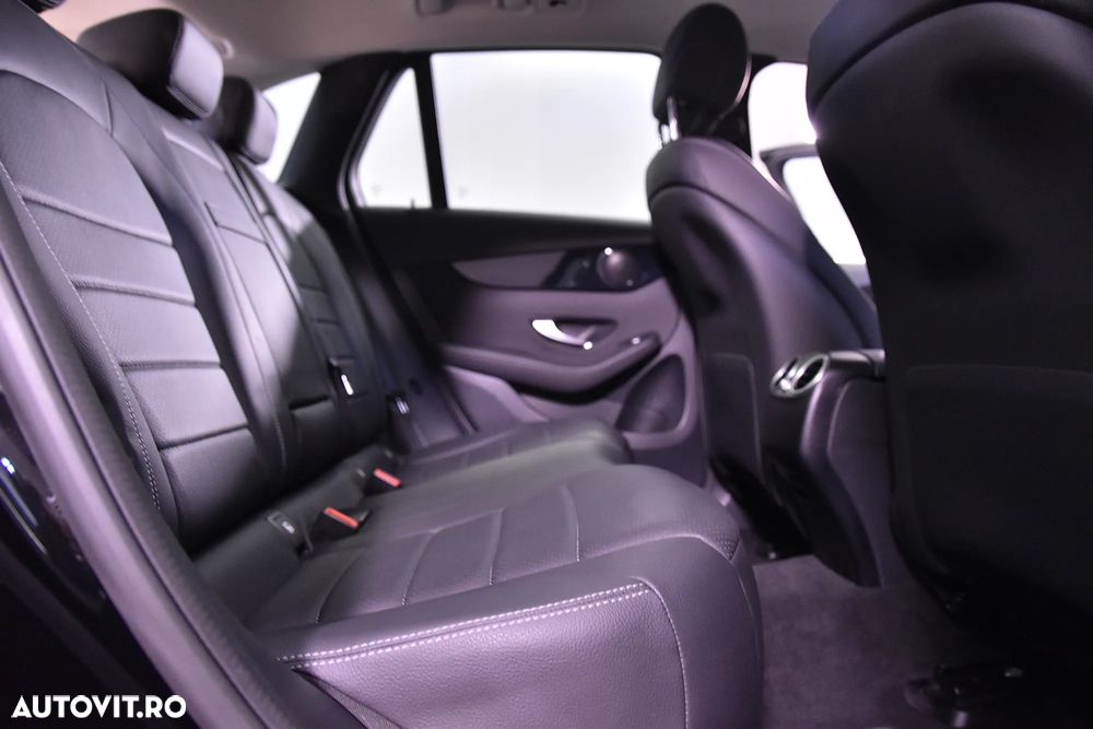 Mercedes-Benz GLC 220 d 4MATIC - 12