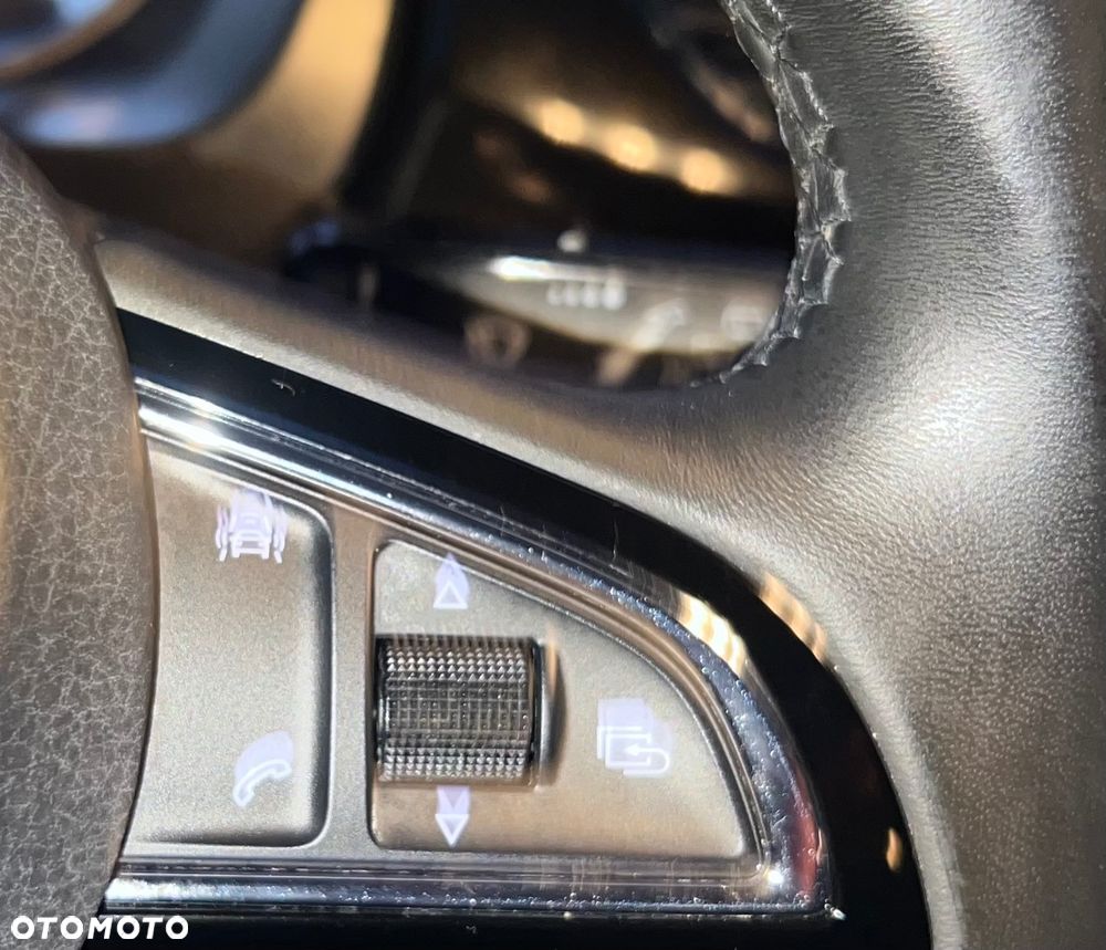 Skoda RAPID 1.0 TSI Cool Edition - 21