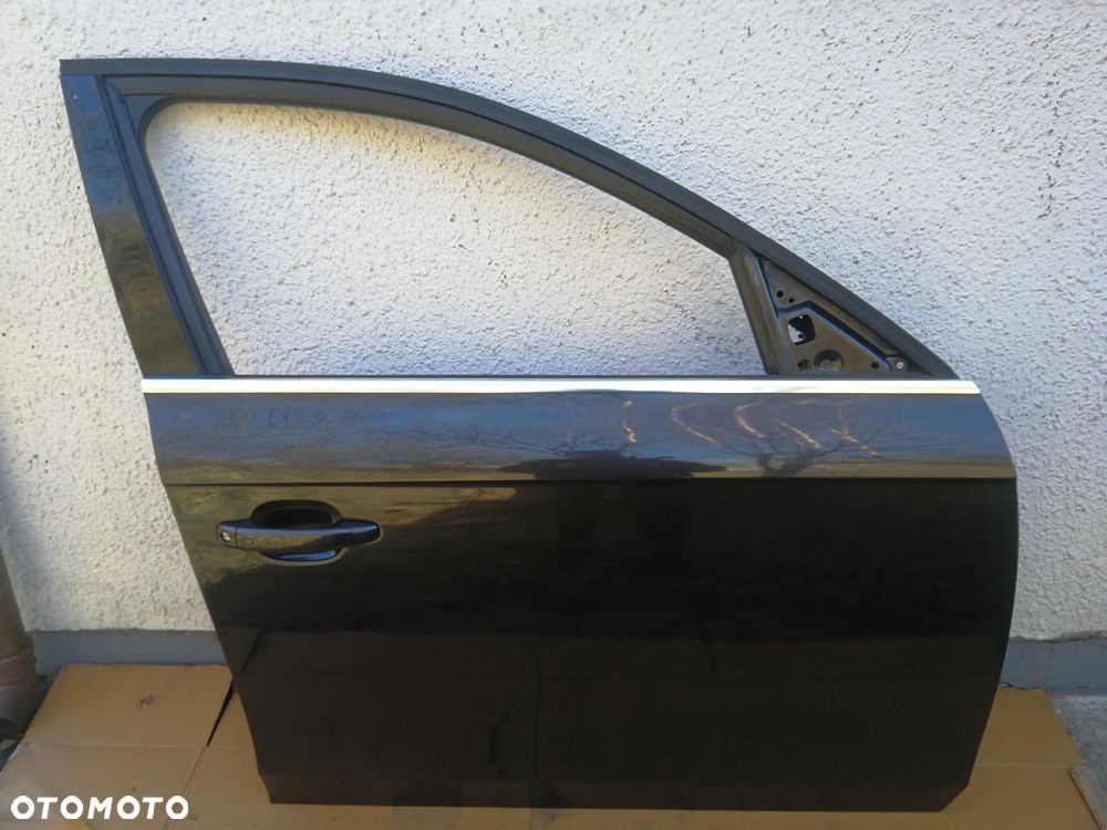 Drzwi prawy przód Audi A4 B8 LŻ7L - 1