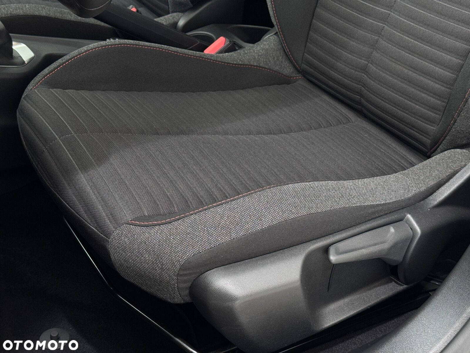 Peugeot 208 1.2 PureTech Active S&S - 11