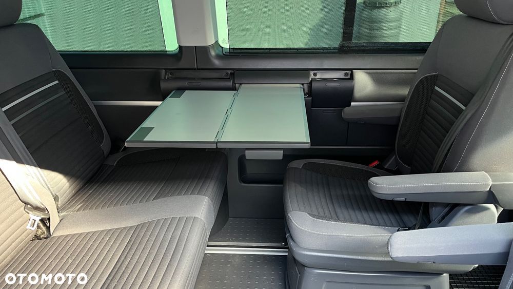 Volkswagen Multivan - 18