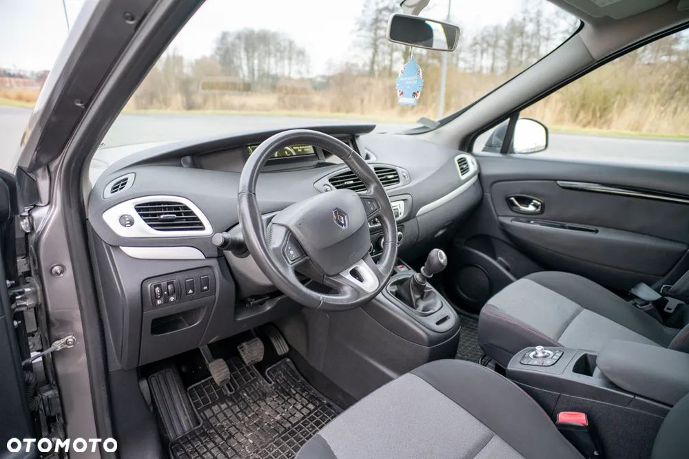 Renault Scenic 1.5dCi TomTom Edition - 27