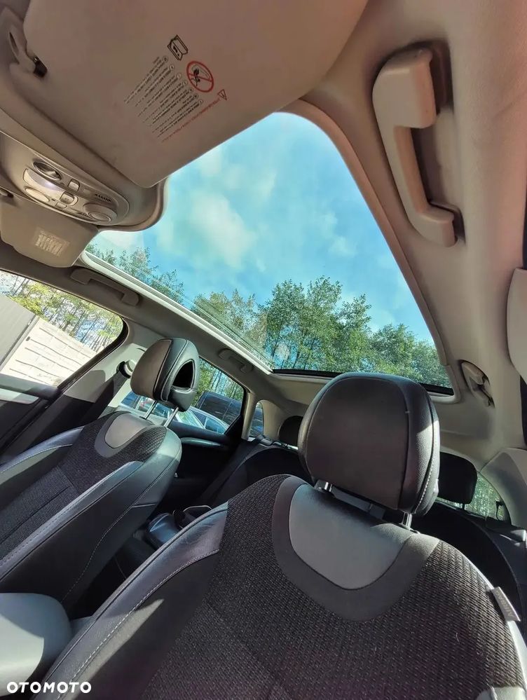 Citroën C4 e-HDi 110 EGS6 Stop/Start System Exclusive - 7