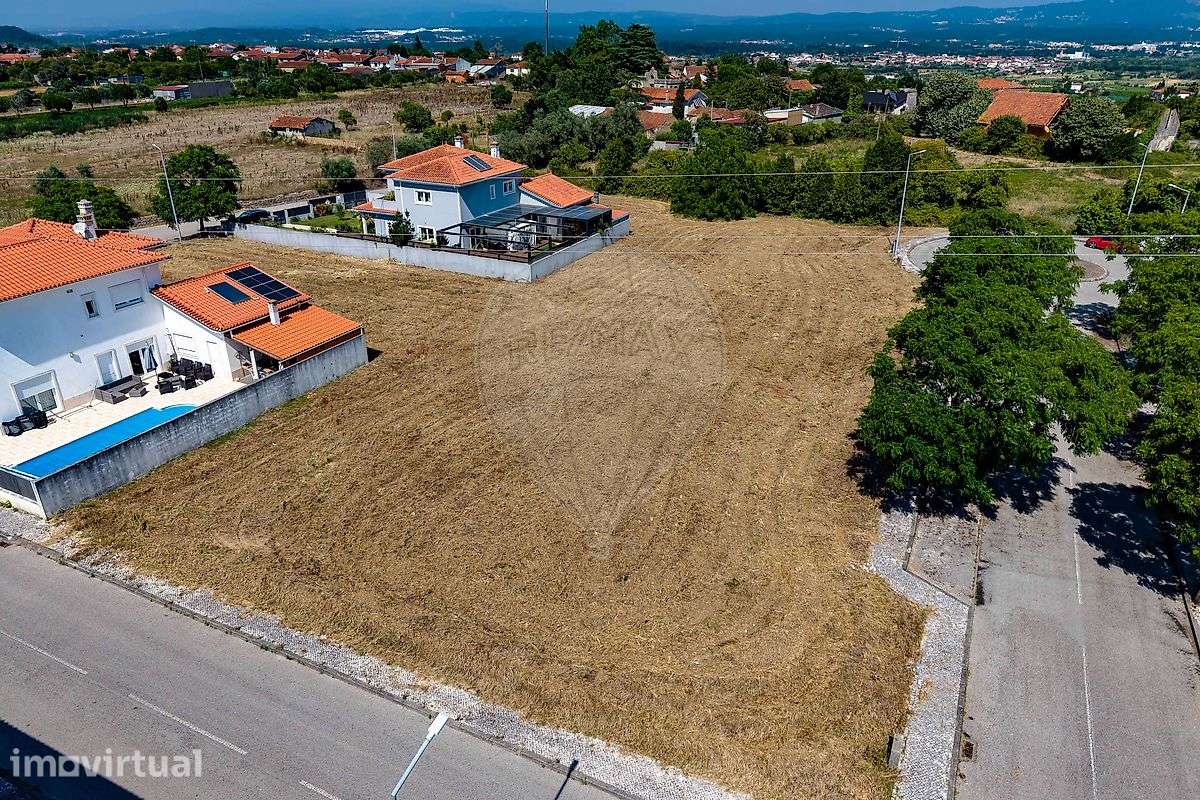 Terreno  para venda - Grande imagem: 2/5