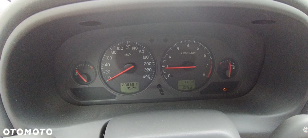 Volvo V40 1.8 - 28