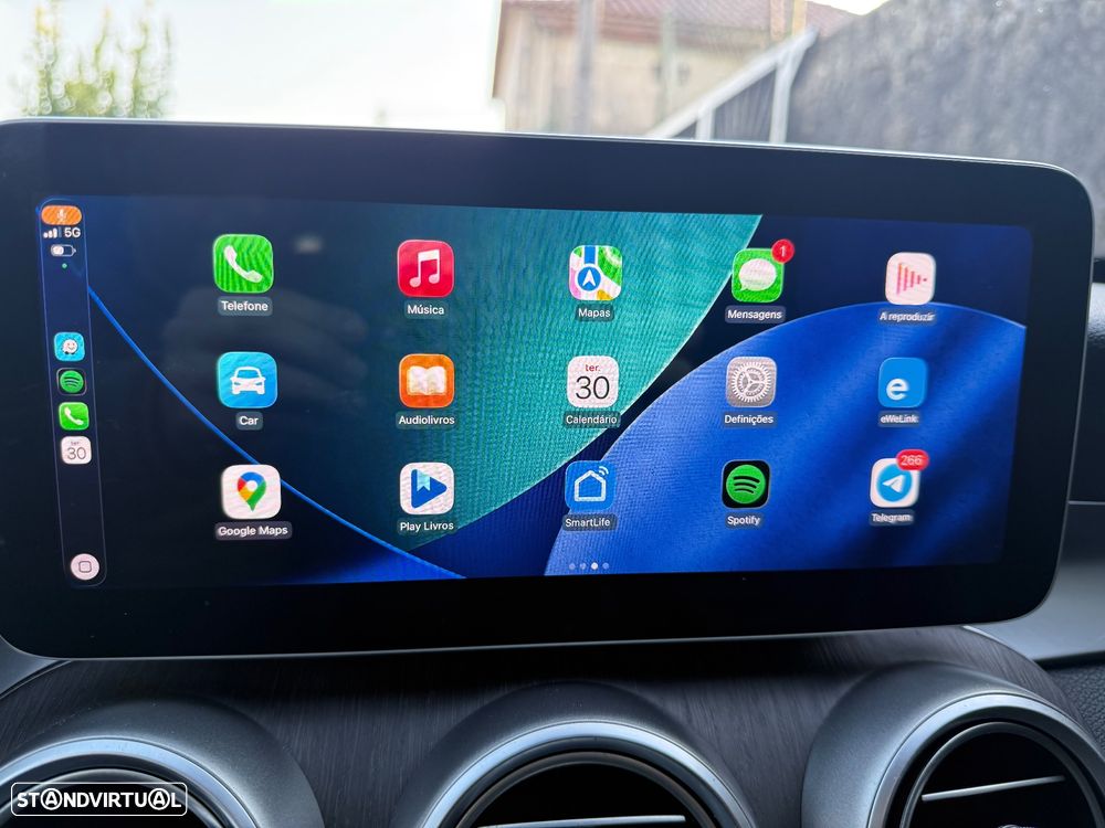 Mercedes-Benz C 300 h AMG Line - 17