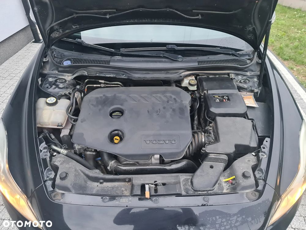 Volvo C30 D2 R-Design - 20