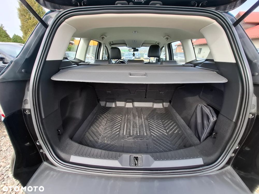 Ford Kuga 2.0 TDCi FWD Titanium - 19