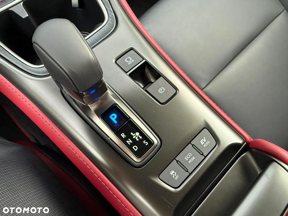 Lexus LBX 1.5 Hybrid Vibrant Edition - 14