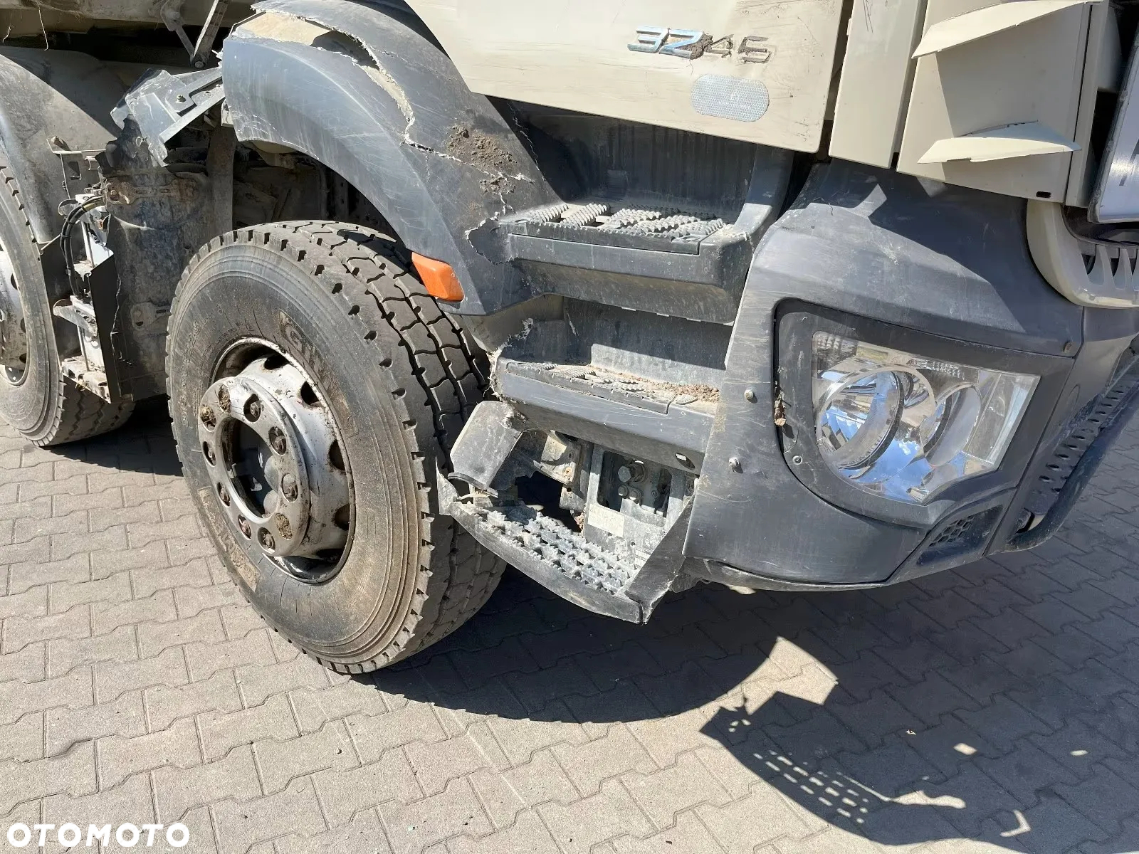 Mercedes-Benz Arocs 3246 / 8x4 / Trójstronna Wywrotka / Bordmatic / Euro 6 / Uszkodzony - 14