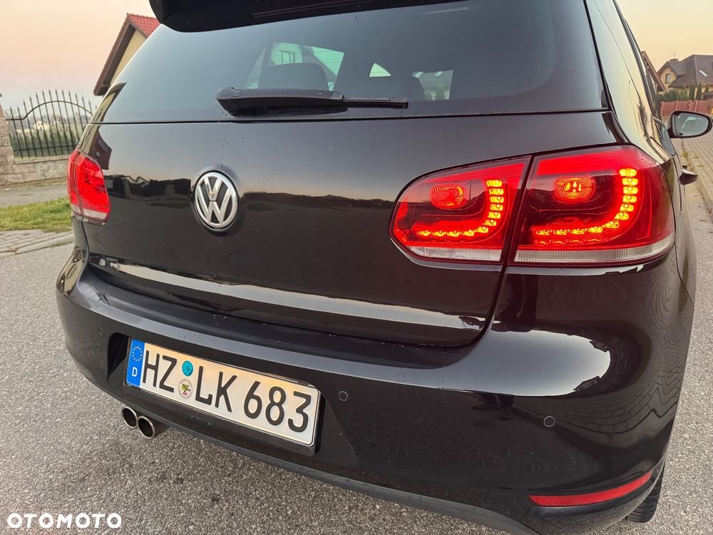 Volkswagen Golf 2.0 TDI DPF DSG GTD - 11