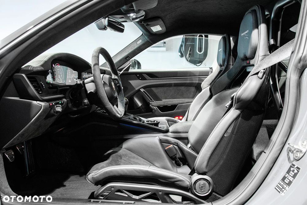Porsche 911 GT3 - 9