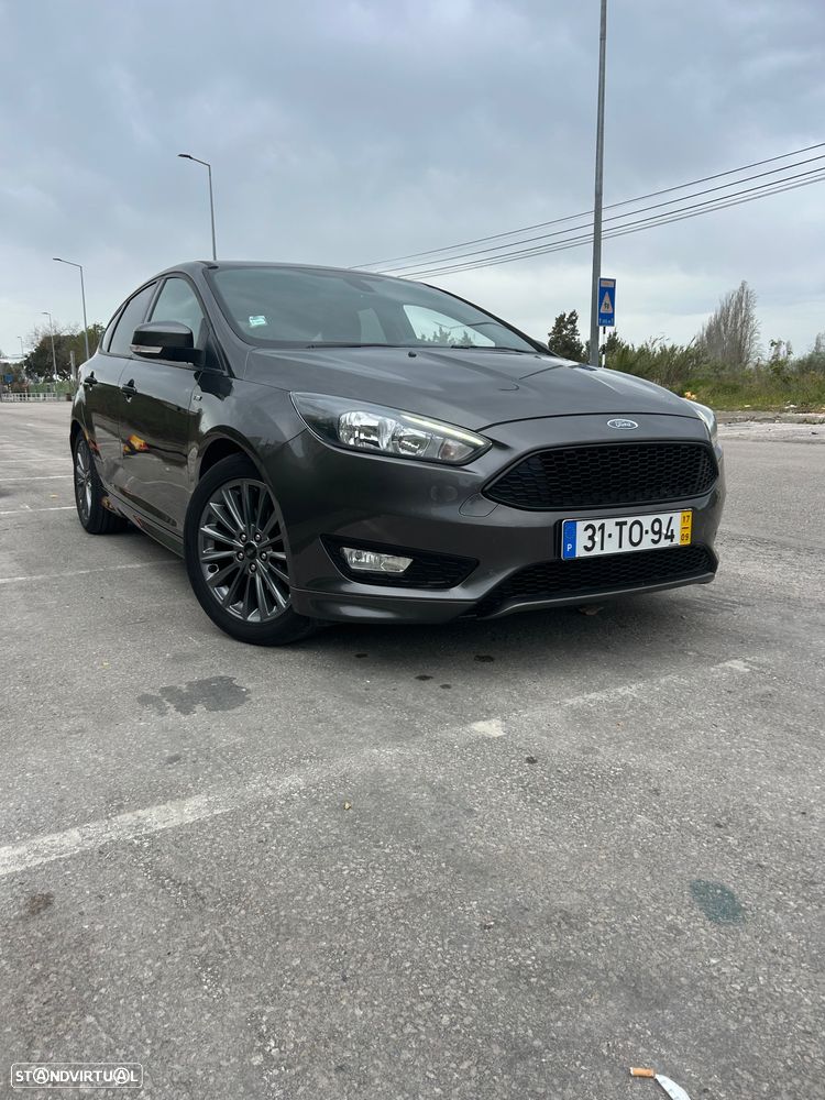 Ford Focus 1.0 EcoBoost MHEV ST-Line - 10