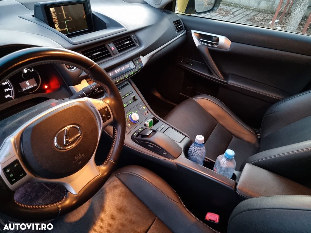 Lexus CT 200h Aut. Eco - 10